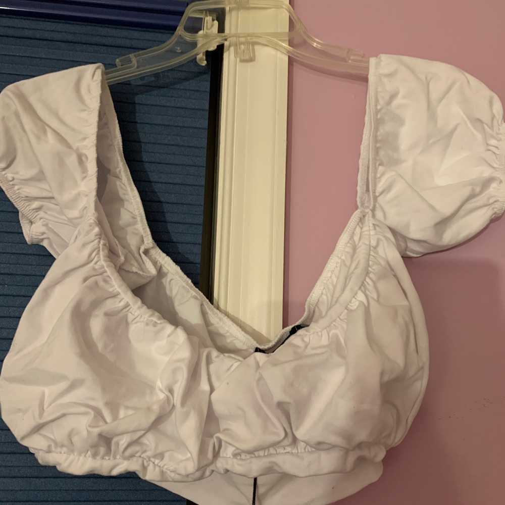 Pretty little thing cropped blouse